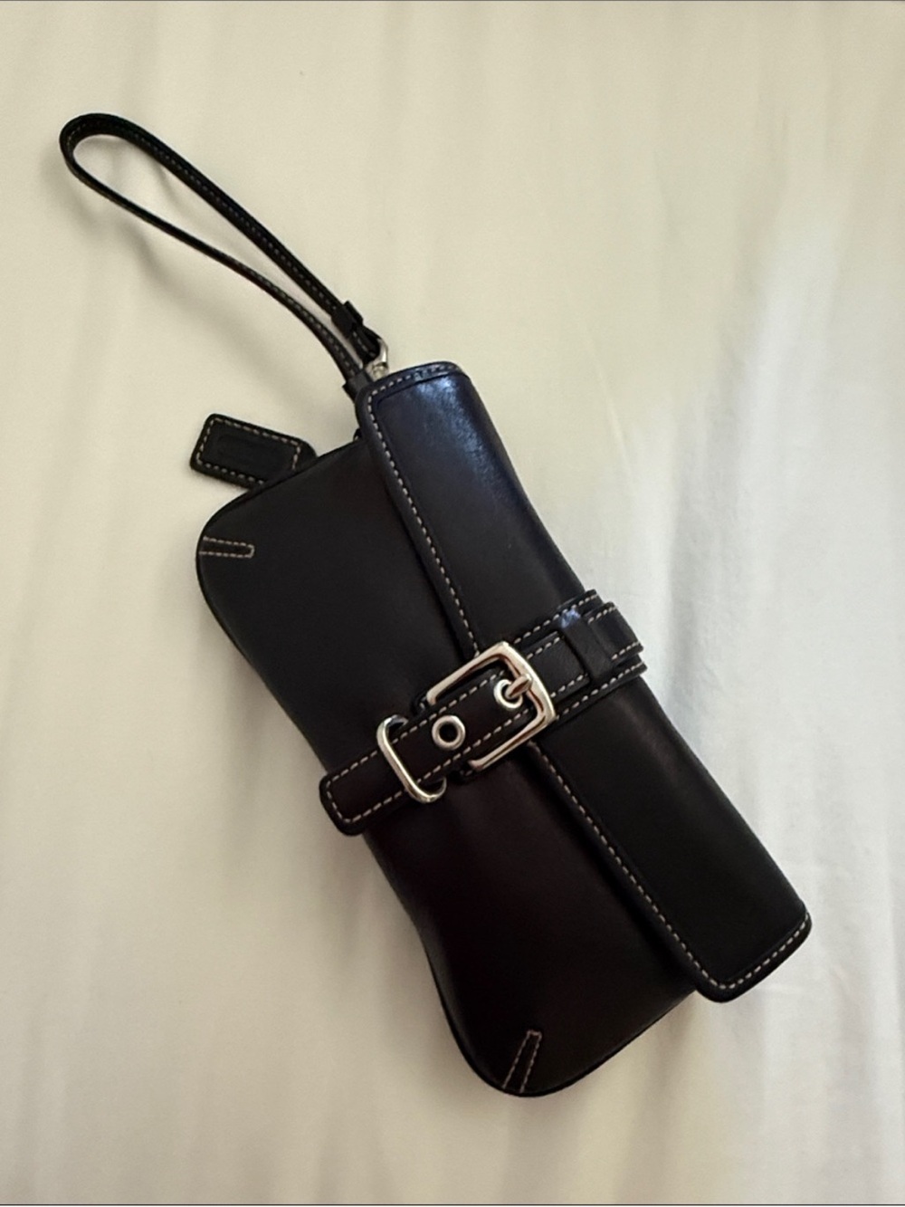 Y2K Coach Soho Black Leather Buckle Duffle Bag & Wristlet - Picture 5 of 8